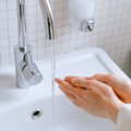 Viroloog paljastab olulise põhjuse, miks peaksid abielus inimesed eriliselt suurt tähelepanu käte pesemisele pöörama