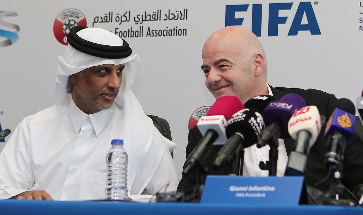 Katari jalgpalliliidu president Hamad Bin Khalifa Bin Ahmed Al-Thani ja FIFA president Gianni Infantino