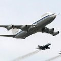 VIDEO | Hoiatus? Putini "maailmalõpu" lennuk tiirutas Moskva kohal