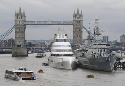 Melnitšenko superjaht Londonis