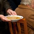 "Из желудка все достану и раздам": российские официальные лица о бедных