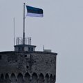 День независимости Эстонии начнется с торжественного поднятия флага. Но людей просят остаться дома