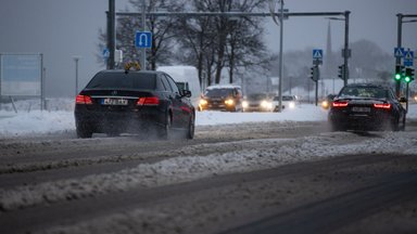 НЕОЖИДАННО | Результаты опроса: в Эстонии много автомобилей, но ездят на них мало
