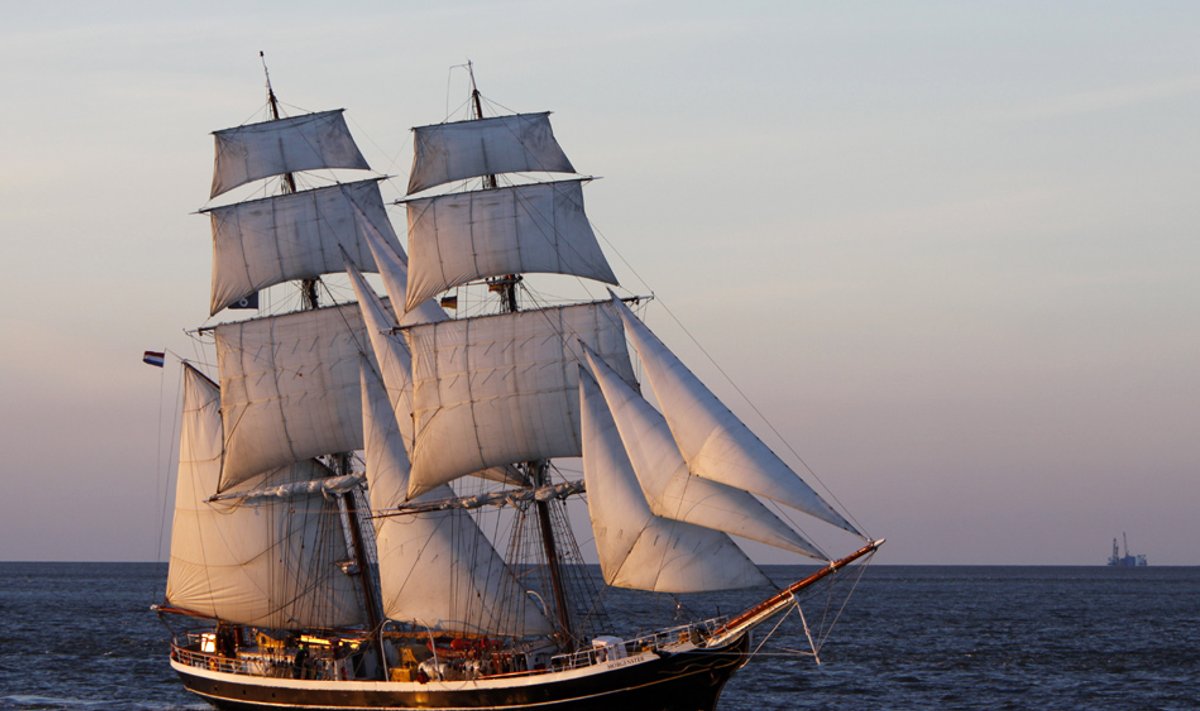 Brigg Morgenster vor Cuxhaven