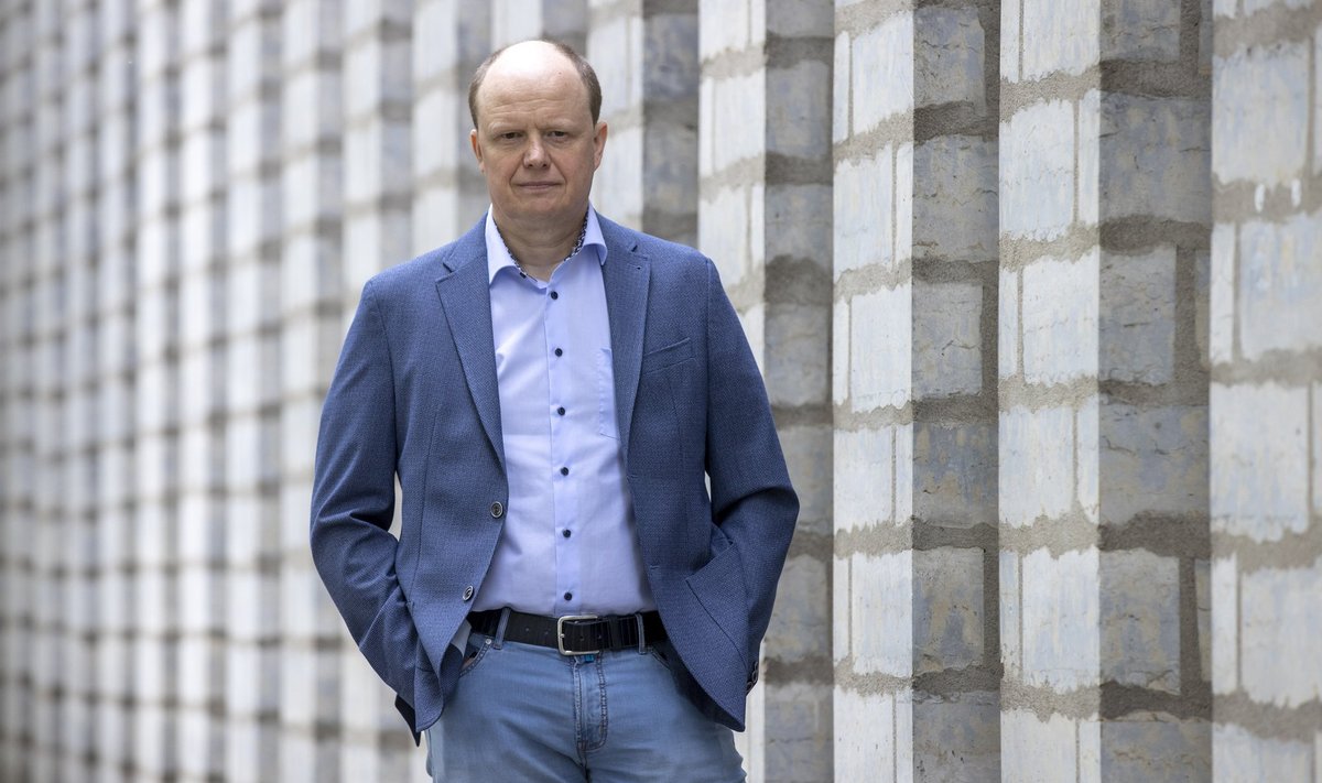 VAIKIVAD RELVAD, LANGEVAD HINNAD: „Niipea kui relvad enam ei tärise, tekib stabiilsus, põllumees saab rahulikult tööd teha – siis on vilja hind kohe 15–20 protsenti allpool!“ prognoosib Scandagra Eesti AS-i juhatuse esimees Margus Venelaine.