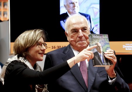 Former German chancellor Kohl promotes his book in Frankfurt