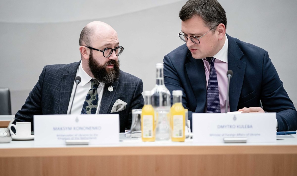 Максим Кононенко и министр иностранных дел Украины Дмитрий Кулеба