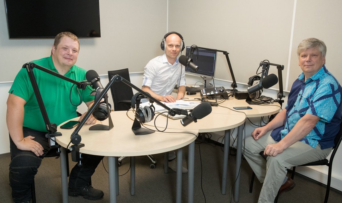 Delfi erisaade, Erki Savisaar, Raimo Poom, Siim Kiisler
