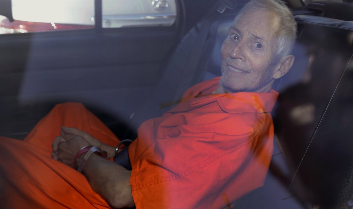 TERVIS KEHV: Robert Durst vanglariietes. Viimasel ajal on 76aastane Durst pidanud läbi tegema mitu rasket operatsiooni. Pole selge, kas ta enda kohtuprotsessi lõpuni kestab.