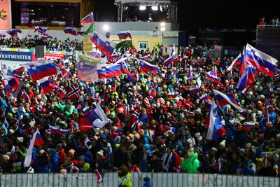 Sloveenia publik nautis reede õhtut täiel rinnal.