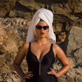 FOTOD | Tulikuum moeseeria: pluss-suuruses modell Viktoria näitab flirtivat suvemoodi