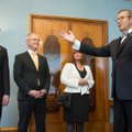 ФОТО: Президент Ильвес утвердил в должности новых министров