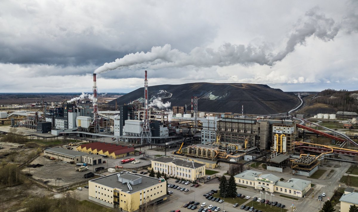 Eesti suuruselt teine põlevkivitööstus Viru Keemia Grupp (VKG) teatas plaanist siseneda uude valdkonda ja püstitada 2026. aastaks nende oma tehase lähedale moodne tselluloositehas, mis läheb maksma 800 miljonit eurot.