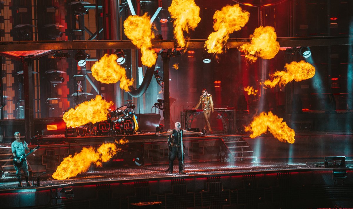 Rammstein esineb laval