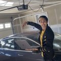 Ratsa rikkaks Teslaga? USA häkker väidab, et kaevandab oma autoga krüptovaluutat 800 dollari eest kuus