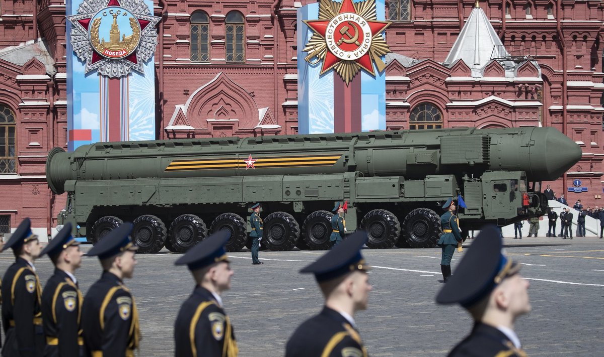 RS-24 YARS: Venemaa mandritevaheline ballistiline rakett, mis suudab kanda 3-10 eraldisihitavat tuumalõhkepead.