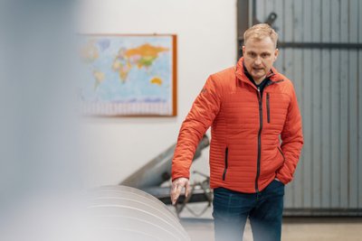 Märt Lehtsalu on seda meelt, et metallitööstuses tuleneb ettevõtte efektiivsus otseselt spetsialiseerumisest – ei saa teha kõike, mille ühine nimetaja on metall.
