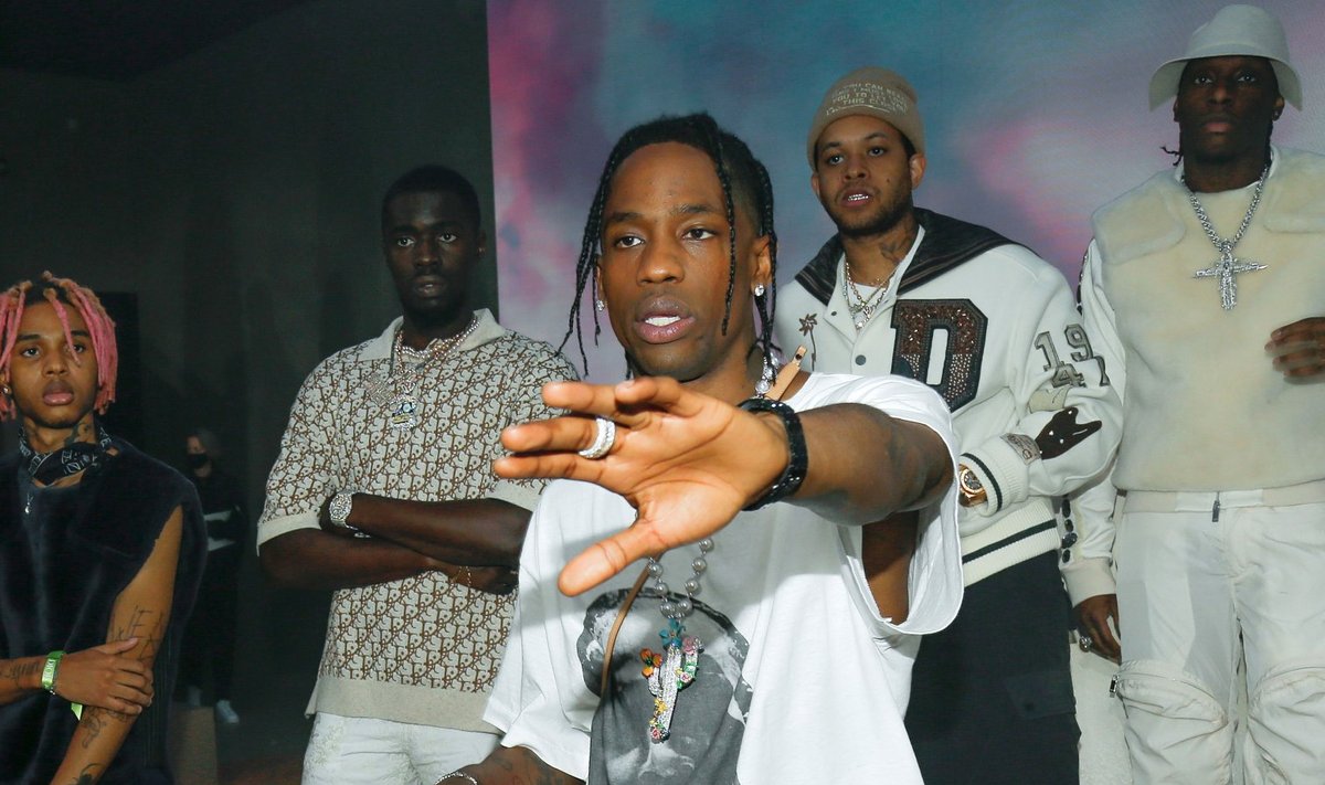 Travis Scott ja sõbrad Pariisi moenädalal selle aasta juunis