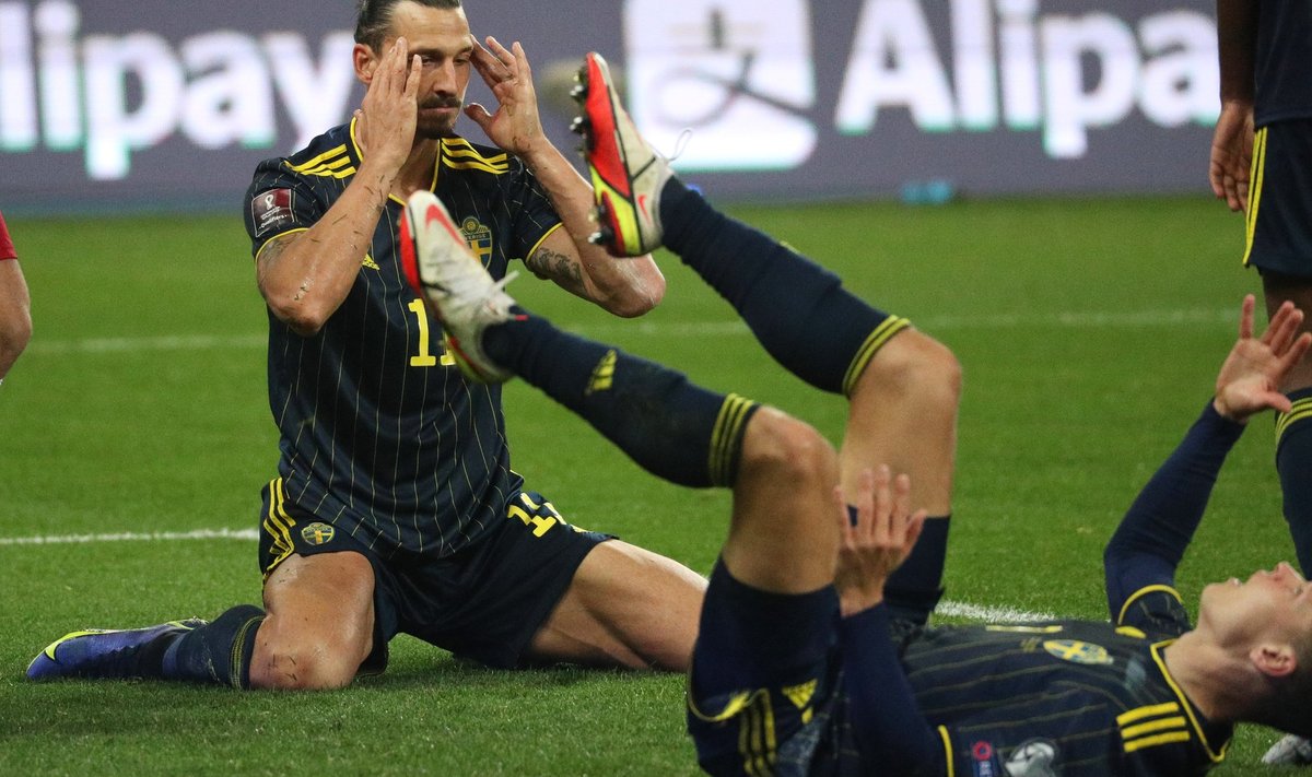 Zlatan Ibrahimovic (vasakul) ei suutnud Rootsit võidule aidata.