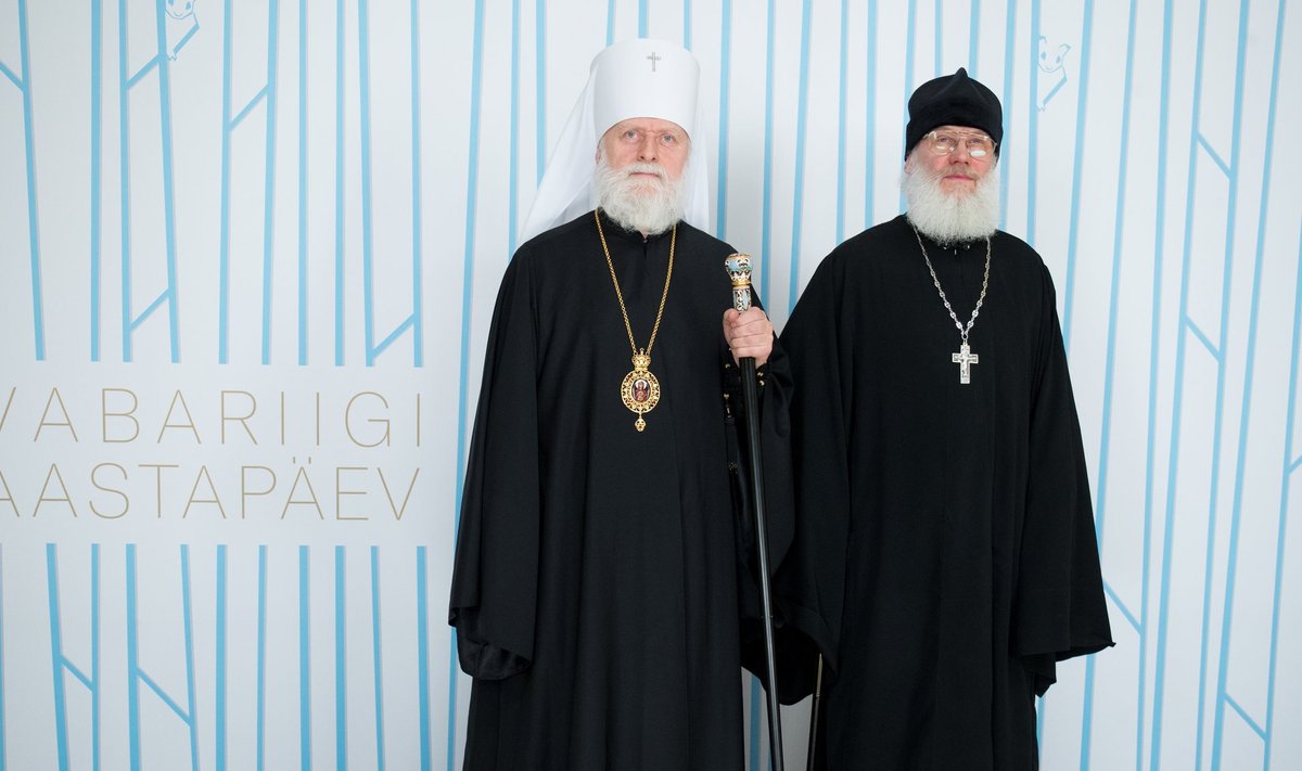 Предстоятель Эстонской православной церкви Московского патриархата митрополит Евгений и протоиерей Ювеналий