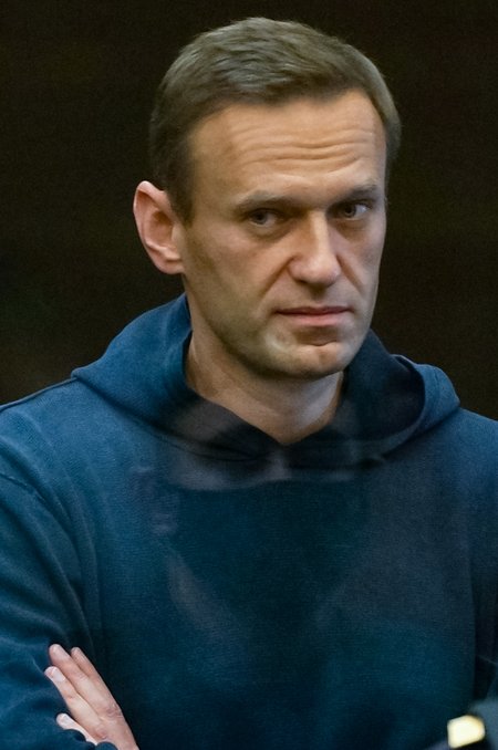 Opositsionäär Aleksei Navalnõile mõisteti kahe aasta ja kaheksa kuu pikkune vangistus koloonias.