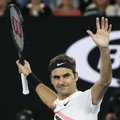 Tiitlikaitsja Roger Federer sammus Austraalias kindlalt poolfinaali