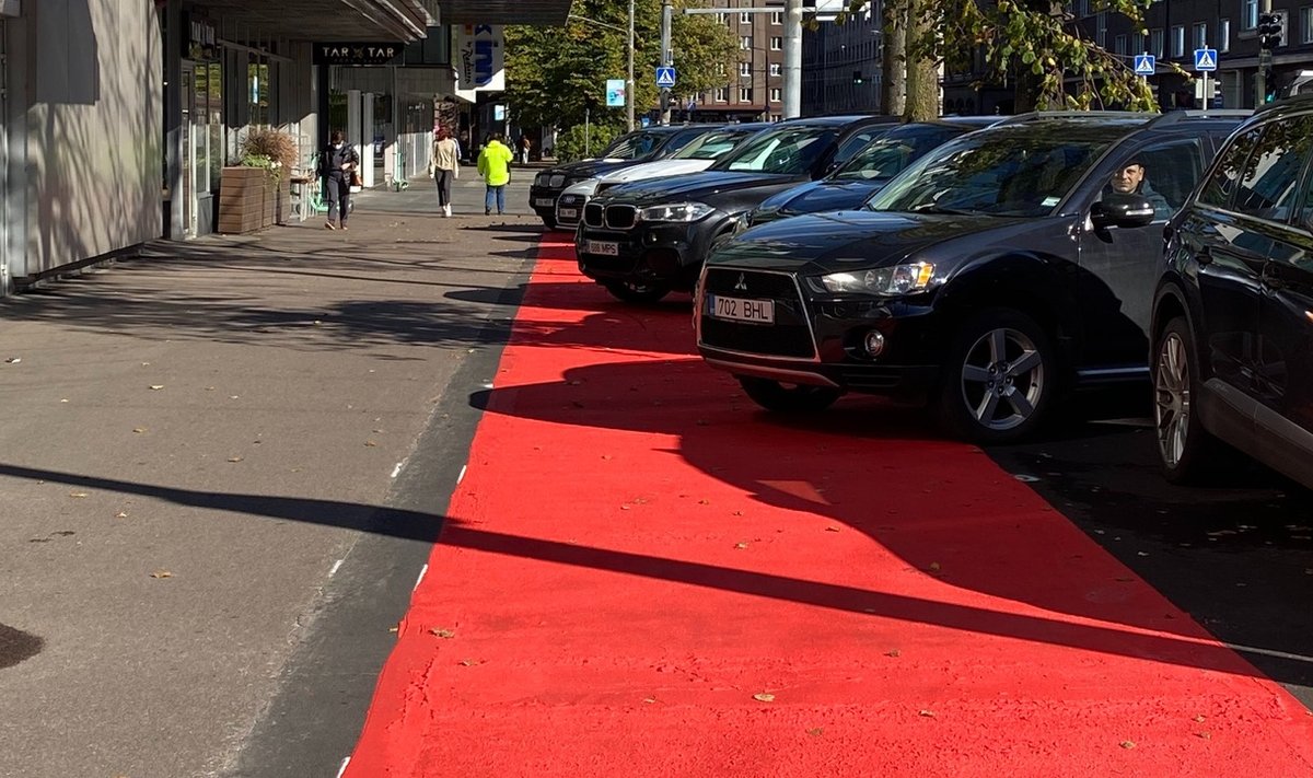 Tallinna ajutised rattateed, kuhu ratturid sõitma ei mahu.