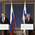 Peterburis kohtuvad Vene ja Soome välisministrid. Lavrov rääkis inimõiguste rikkumisest Balti riikides ja kiitis kohe seejärel Soomet
