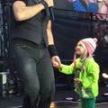 HITTVIDEO: Uskumatult liigutav hetk! Bruce Springsteen kutsus 4-aastase tüdrukutirtsu endaga koos lavale