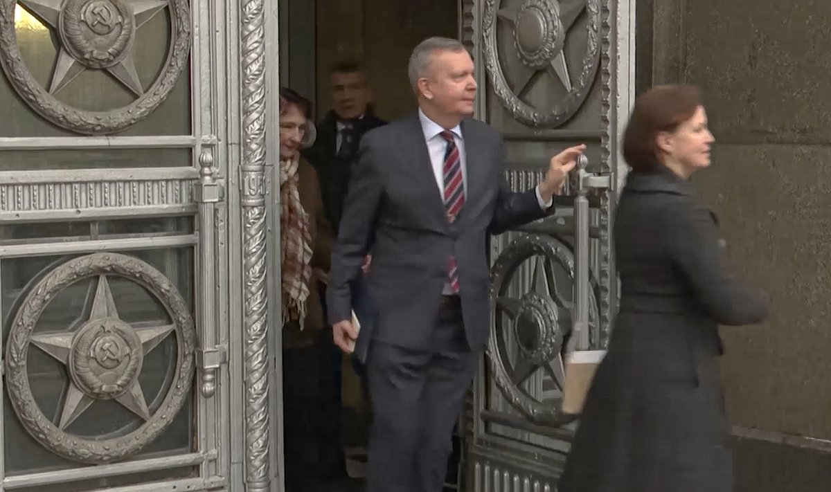 Margus Laidre eile Venemaa välisministeeriumi uksel 