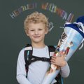 Kuidas tähistatakse üleilma esimest koolipäeva? Saksa lapsed saavad kooli alguse puhul kingiks torbikutäie komme. Jaapanis süüakse, aga seda õnnetoovat toitu