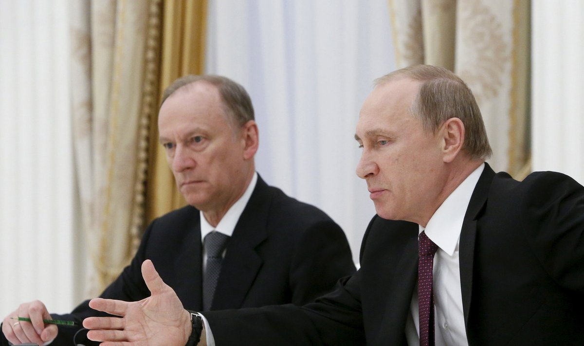 VANAD SÕBRAD: Venemaa Julgeolekunõukogu sekretär Nikolai Patrušev ja president Putin aastal 2015. Putini-ekspert Catherine Belton peab Patruševit Kremli läänesuunalise poliitika peaideoloogiks.