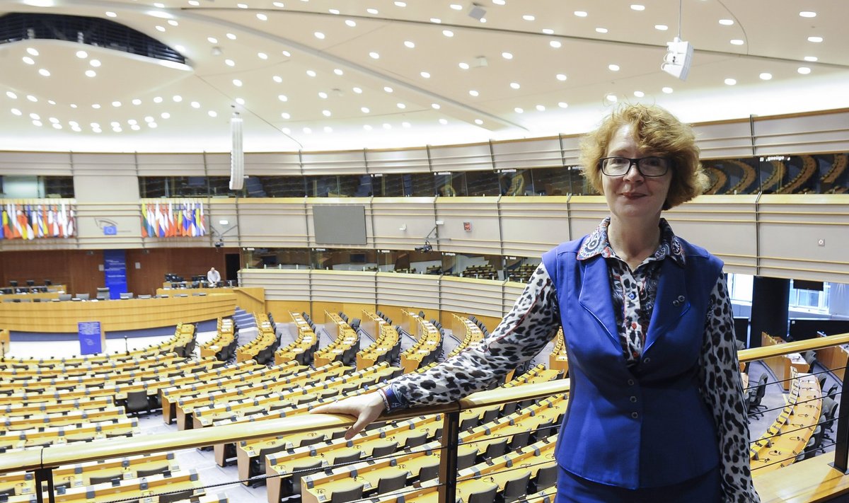 Yana Toom naudib elu europarlamendi saadikuna: „Parlamendis pole probleem öelda, mis sa tahad. Probleem on teha oma hääl kuuldavaks. Seda pole ma veel ära õppinud. Aga küll ma õpin.”