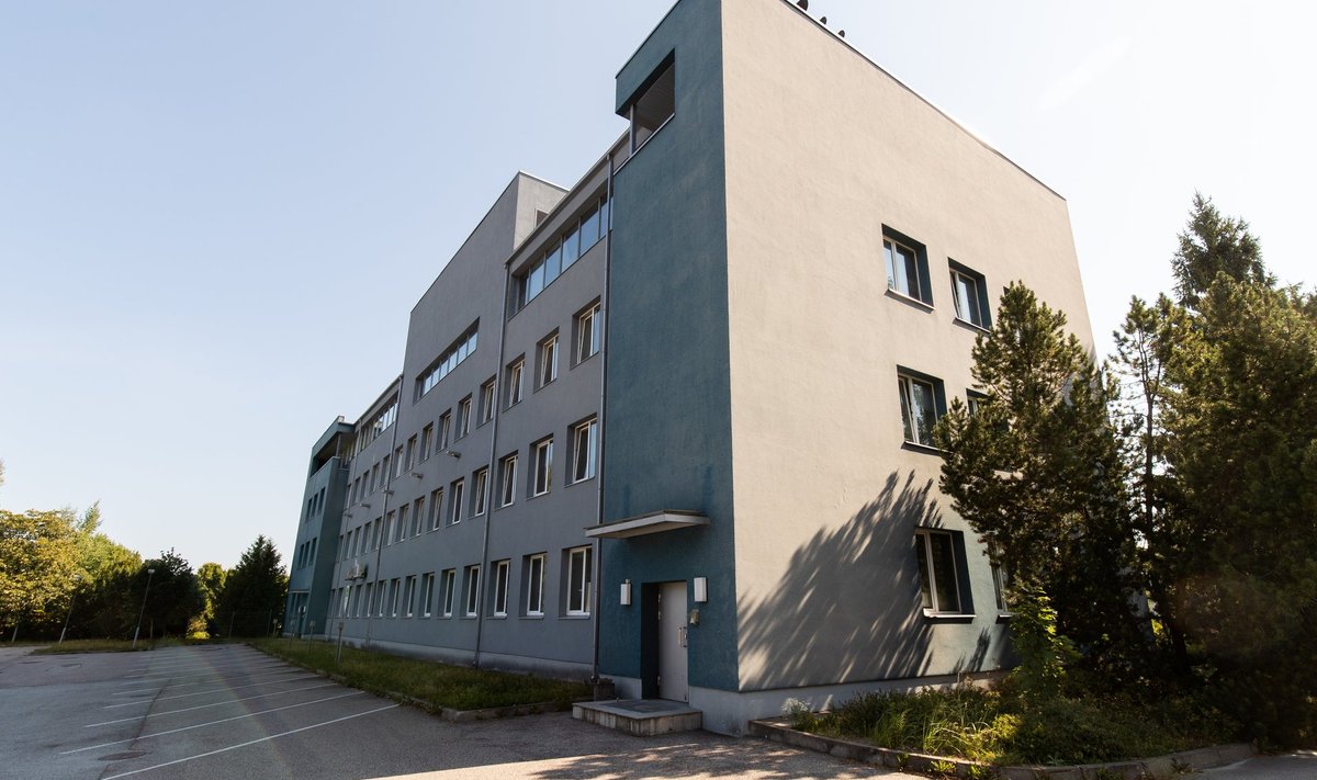 Endisest Eesti Energia peakontorist Laki 24 saab arendaja käe all moodne üürimaja Laava. Majas on kokku 121 apartementi suurusega 12–21,8 ruutmeetrit. Mikrokorterite ruutmeetri hind algab 3000 eurost. Maja valmib järgmise aasta I kvartalis.