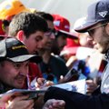 DELFI BARCELONAS | 50 aastat F1 etapil käinud autogrammikütt Xavier: kui ma veel MotoGP etapil ka käiksin, viskaks naine mu kodust välja