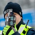 Praamile või mandrile tagasi koju kiirustamisega jäi politseile vahele umbes poolsada juhti