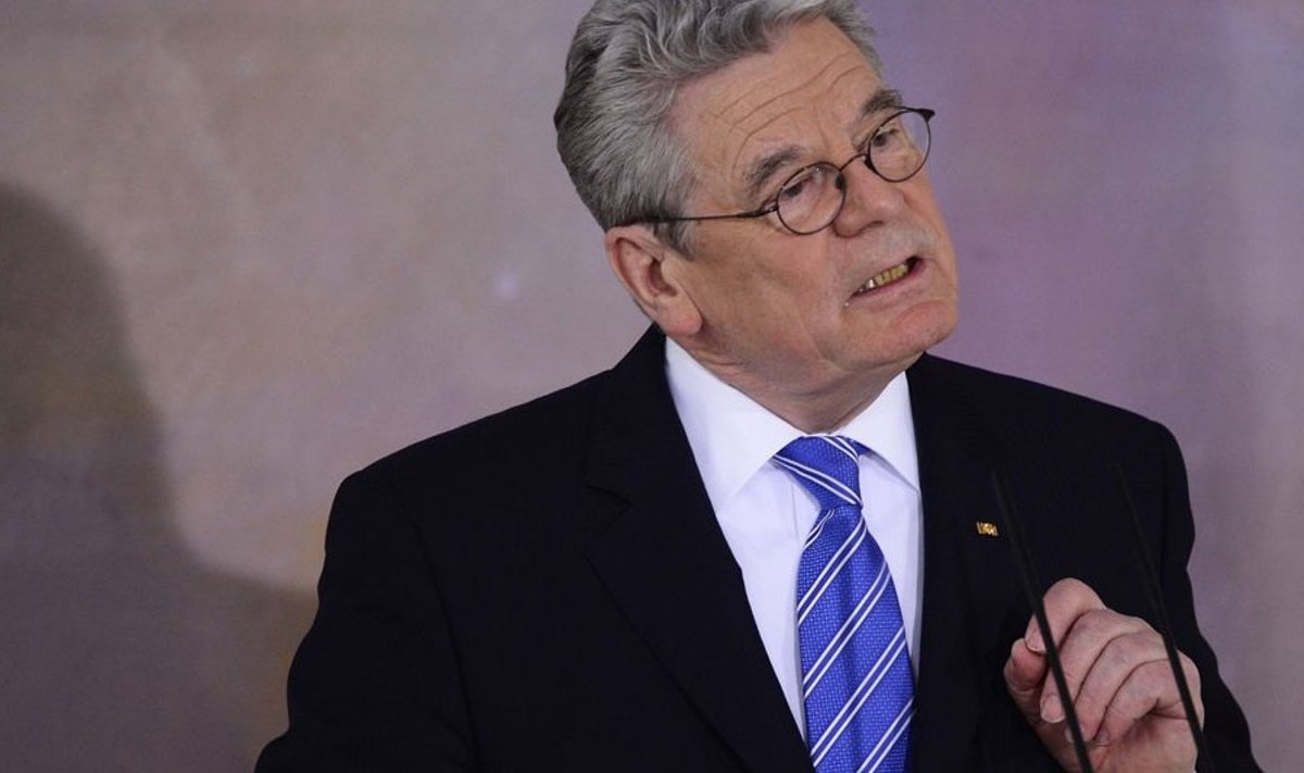Saksamaa president Joachim Gauck ärgitas reedel eurooplasi võtma omavaheliseks suhtluskeeleks inglise keelt.