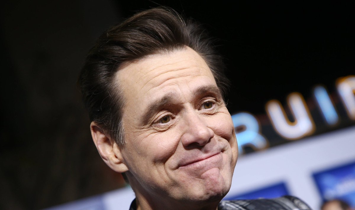 LOS ANGELES, CA - FEBRUARY 12: Jim Carrey at Sonic The Hedgehog Special Screening at Regency Village Theatre in Los Ange