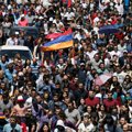 ФОТО: Протесты в Ереване продолжаются: оппозиция перекрывает улицы