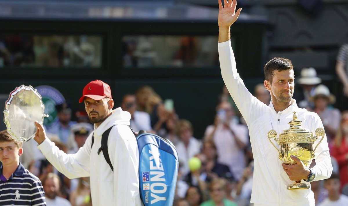 Nick Kyrgios ja Novak Djokovic 2022. aasta Wimbledoni finaalis.
